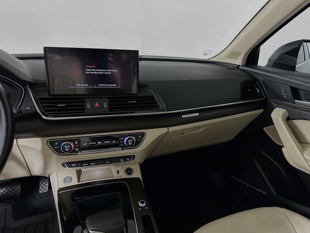 2022 Audi Q5 40 Premium Plus quattro