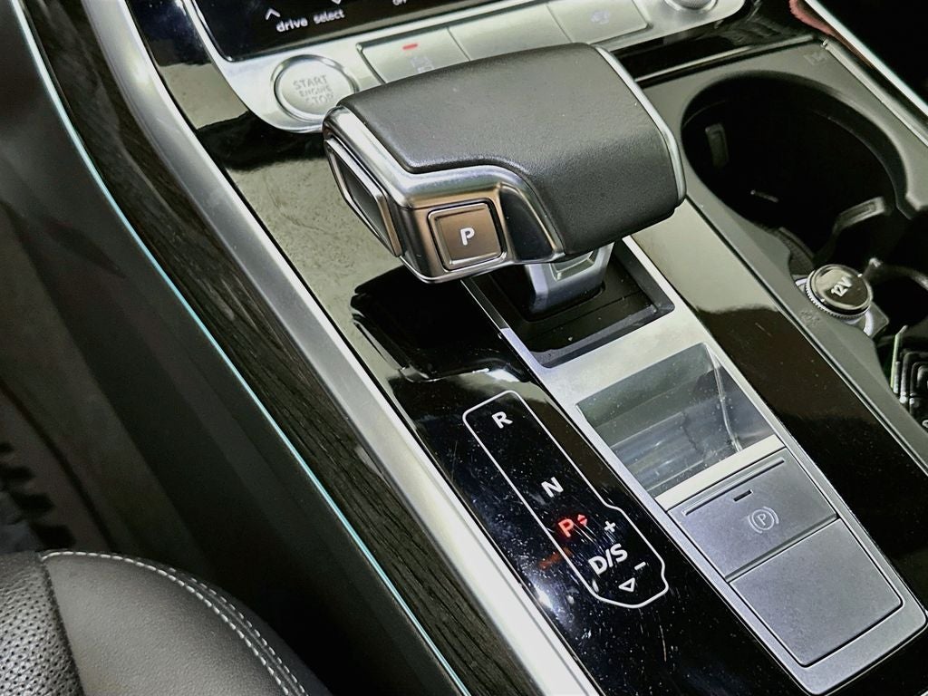 2020 Audi Q8 55 Prestige quattro