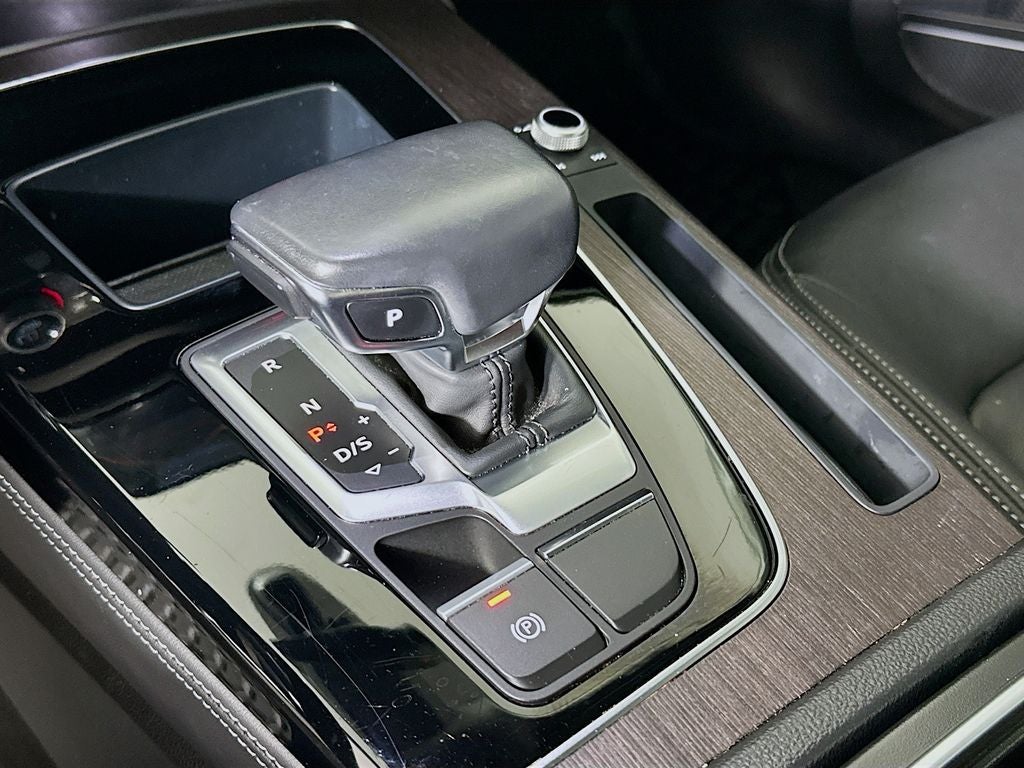 2022 Audi Q5 45 S line Premium quattro