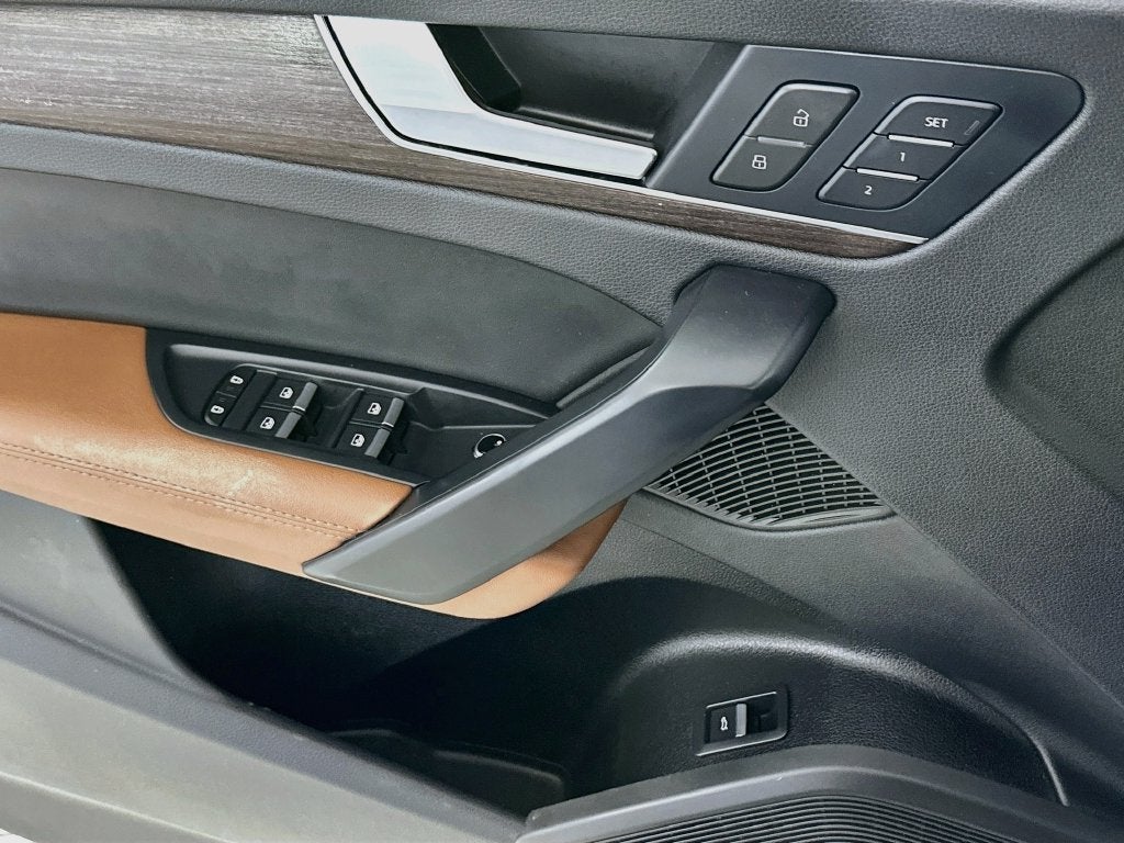 2024 Audi Q5 45 S line Premium quattro