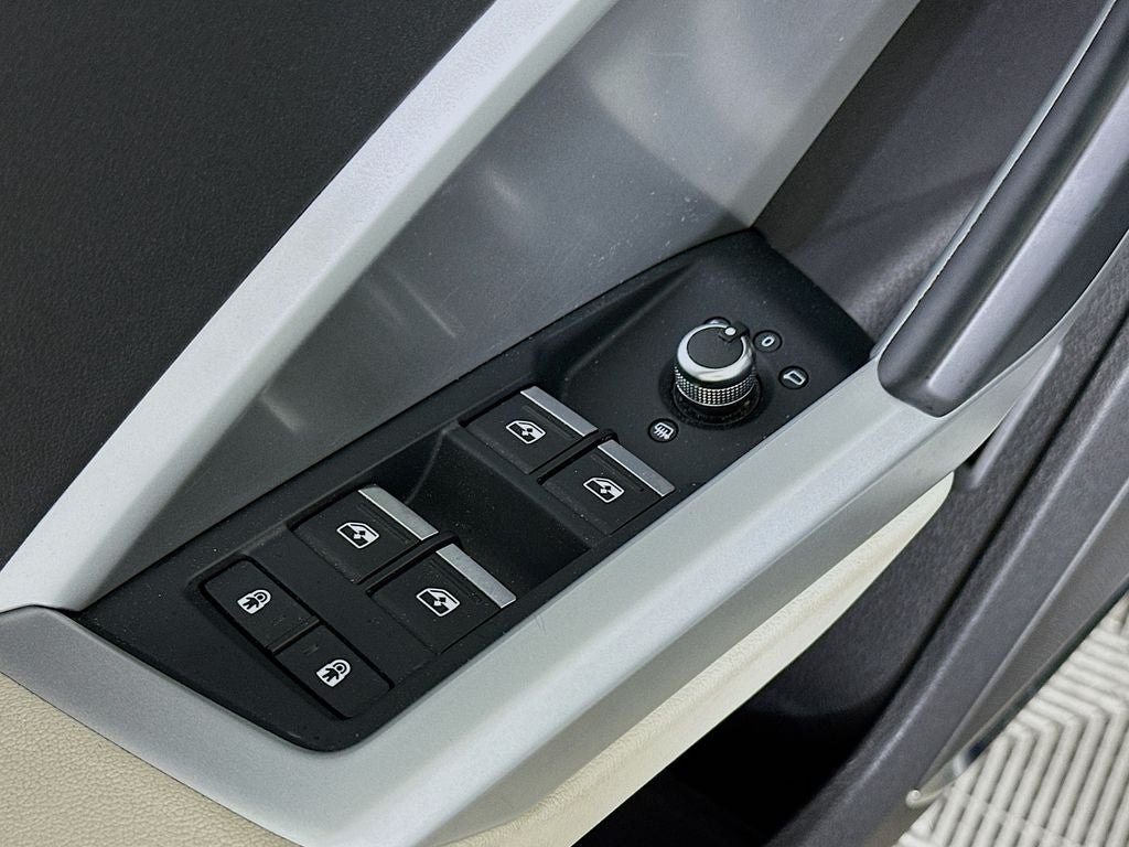 2020 Audi Q3 Premium Plus S line quattro