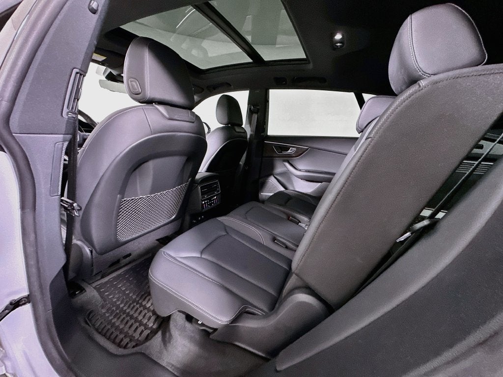 2021 Audi Q8 55 Prestige quattro