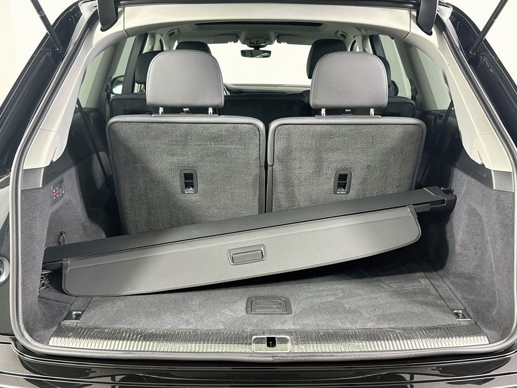 2023 Audi Q7 45 Premium Plus quattro