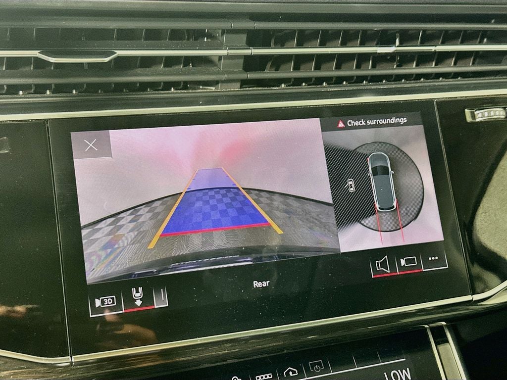 2023 Audi Q7 45 Premium Plus quattro