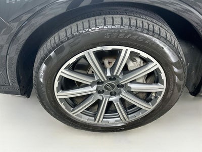 2023 Audi Q7 45 Premium Plus quattro