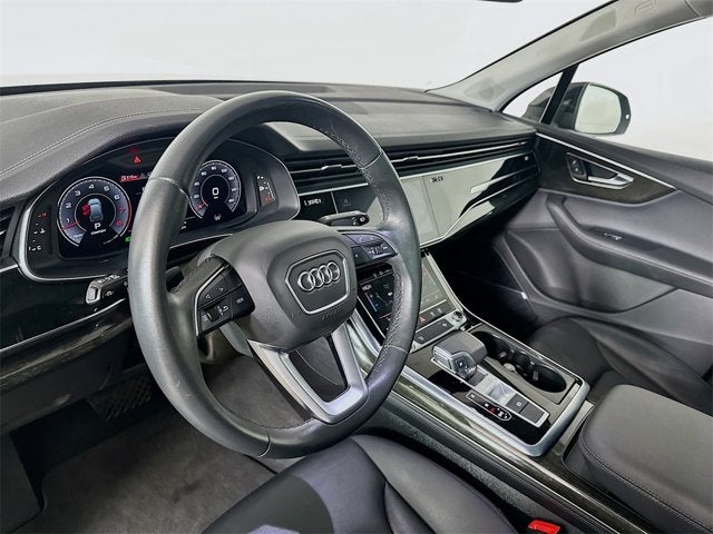 2023 Audi Q7 Premium Plus