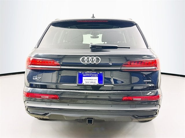 2023 Audi Q7 Premium Plus