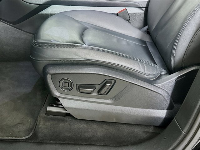 2023 Audi Q7 Premium Plus