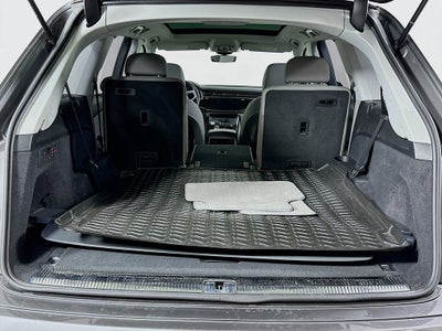 2022 Audi Q7 55 Prestige quattro