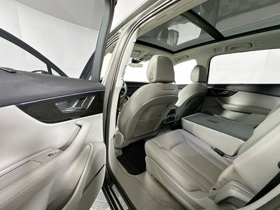 2022 Audi Q7 55 Prestige quattro
