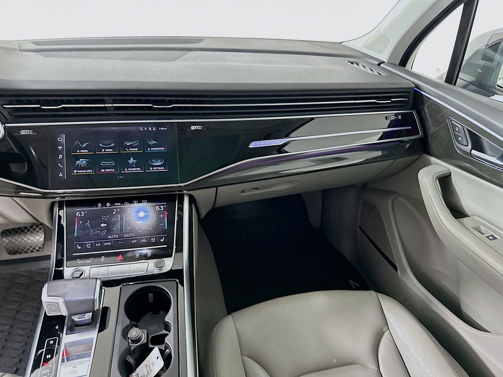 2022 Audi Q7 55 Prestige quattro