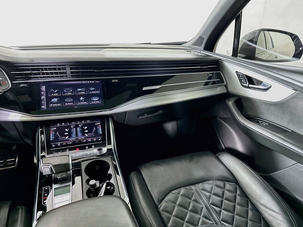 2024 Audi Q7 55 Prestige quattro