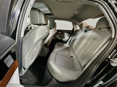 2022 Audi A4 40 Premium quattro