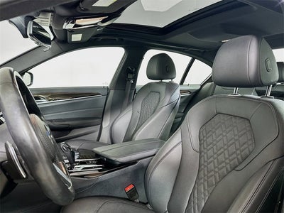 2023 BMW 5 Series 530i