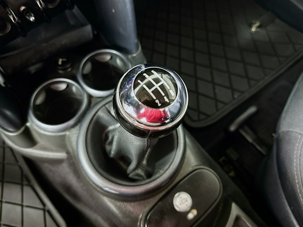 2006 MINI Cooper Base