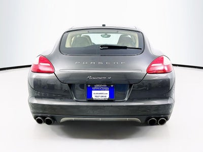2013 Porsche Panamera 2