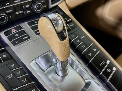 2013 Porsche Panamera 2