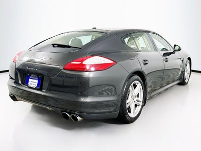 2013 Porsche Panamera 2