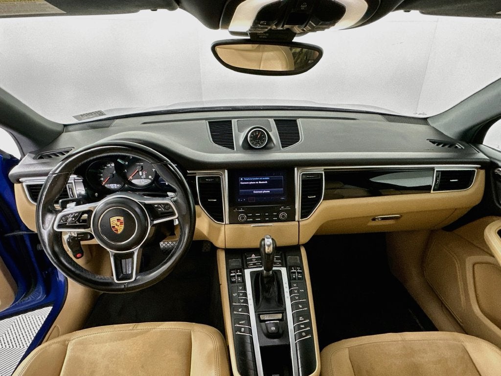 2017 Porsche Macan Base