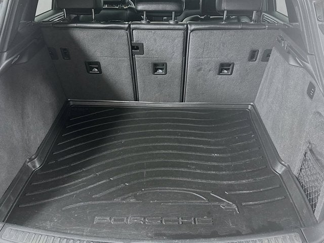 2018 Porsche Macan Base