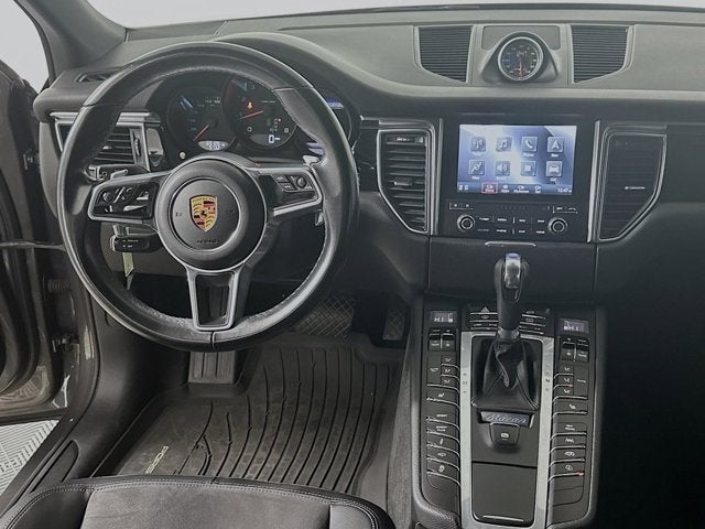 2018 Porsche Macan Base