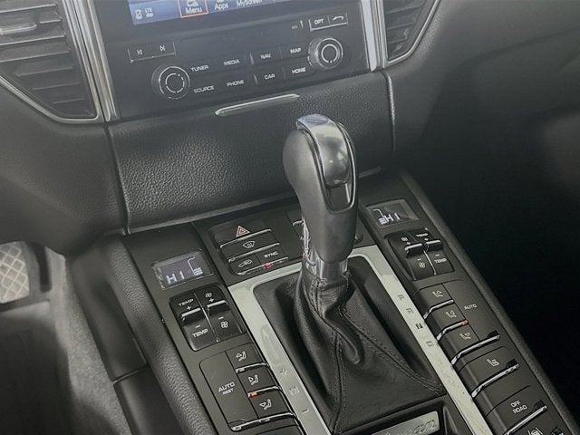 2018 Porsche Macan Base