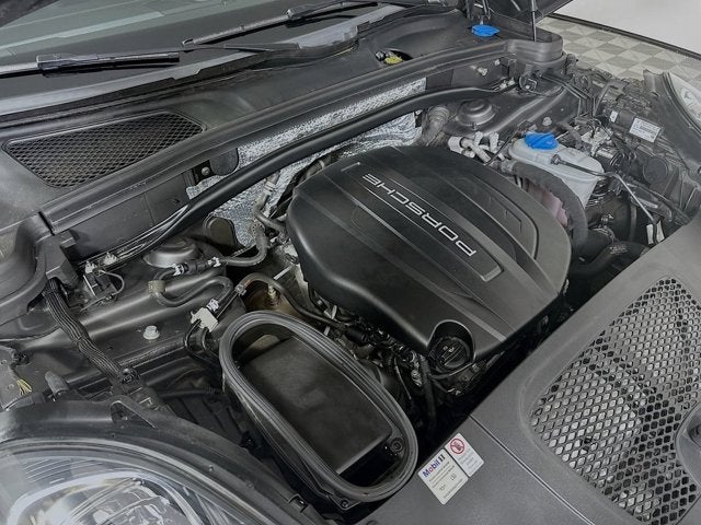 2018 Porsche Macan Base