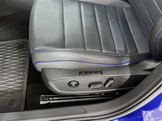 2024 Volkswagen Golf R 2.0T