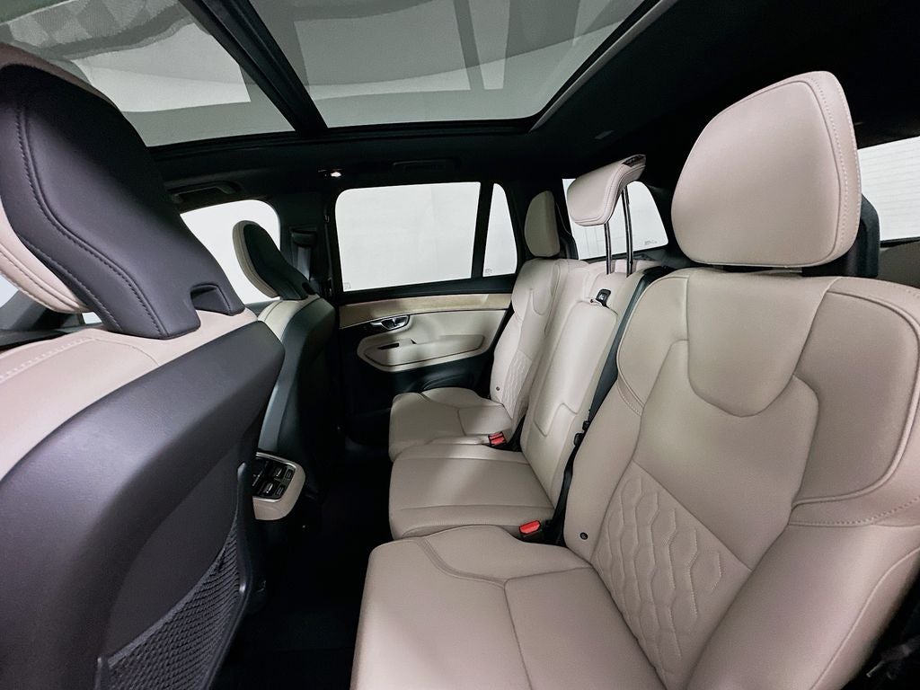 2026 Volvo XC90 B6 Core