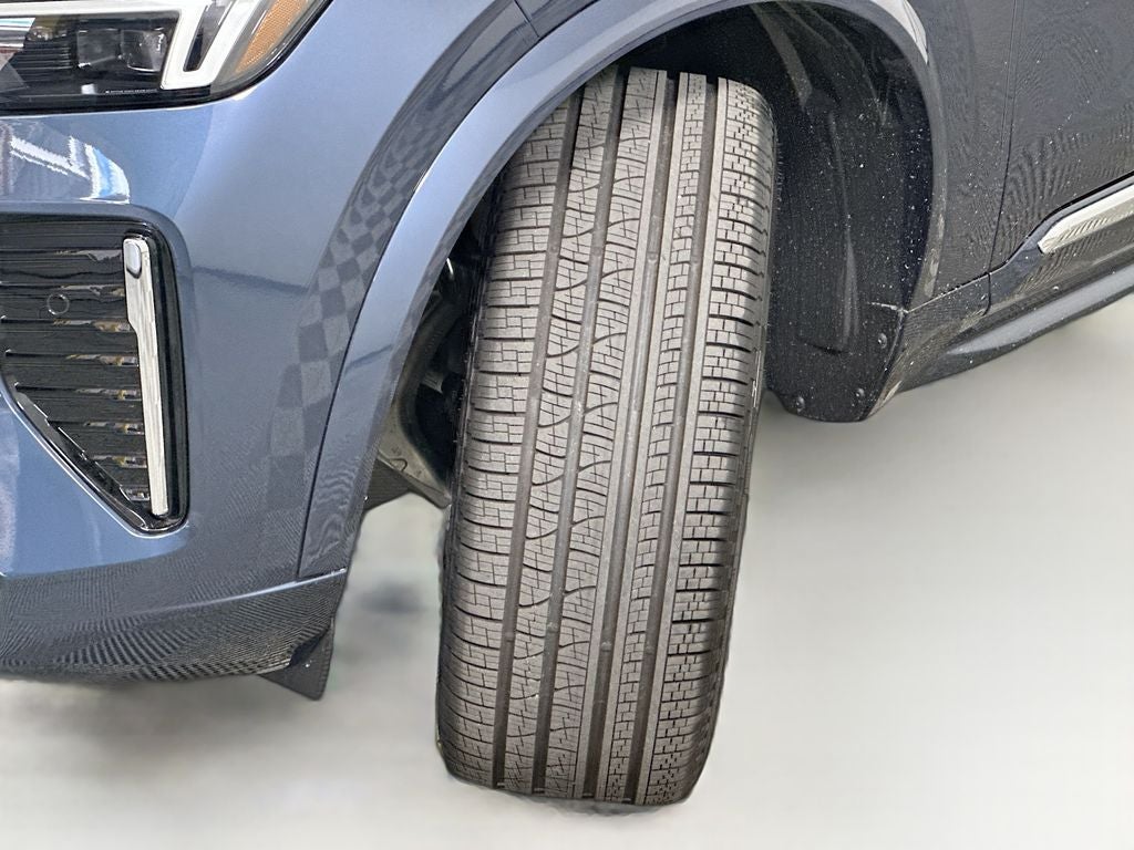 2026 Volvo XC90 B6 Core