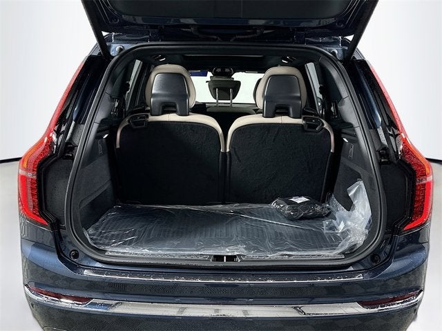 2026 Volvo XC90 Plus