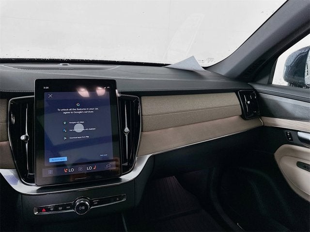 2026 Volvo XC90 Plus