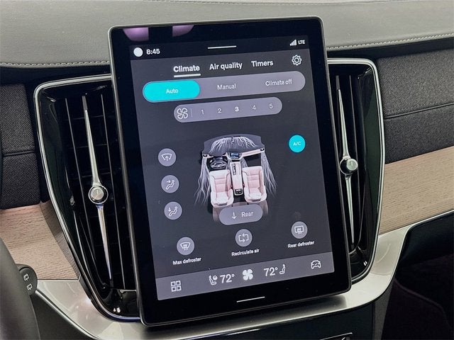 2026 Volvo XC90 Plus