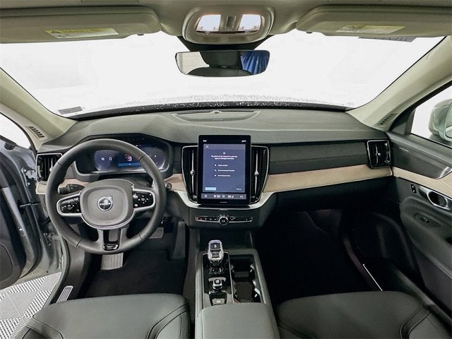 2026 Volvo XC90 Plus