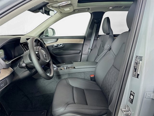 2026 Volvo XC90 Plus