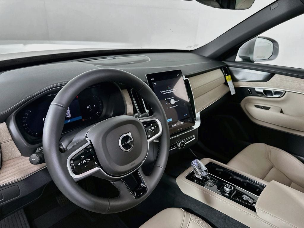 2026 Volvo XC90 B6 Plus 7-Seater