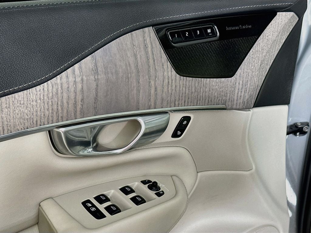 2024 Volvo XC90 Ultimate