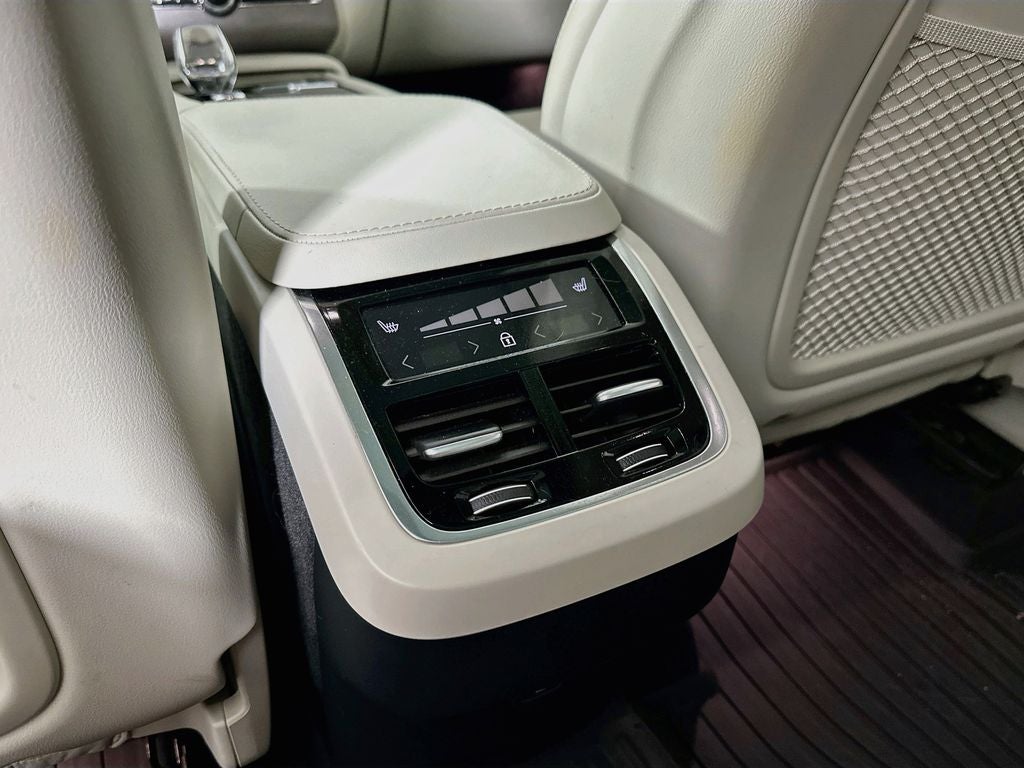 2024 Volvo XC90 Ultimate