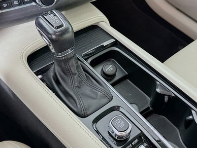 2020 Volvo XC90 T5 Momentum