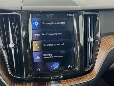 2021 Volvo XC60 T5 Momentum