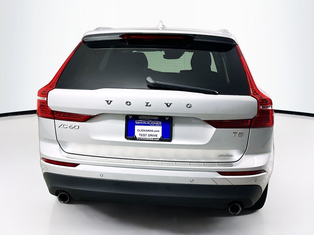 2021 Volvo XC60 T5 Momentum