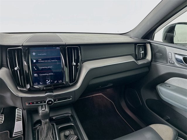 2020 Volvo XC60 R-Design