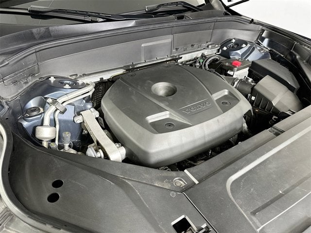 2020 Volvo XC90 Momentum