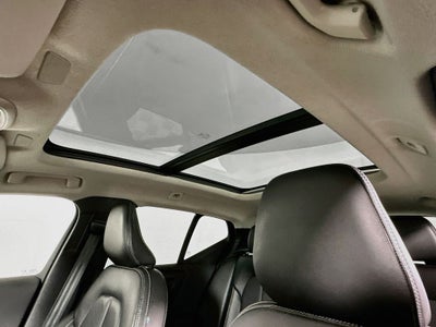 2022 Volvo XC40 Momentum