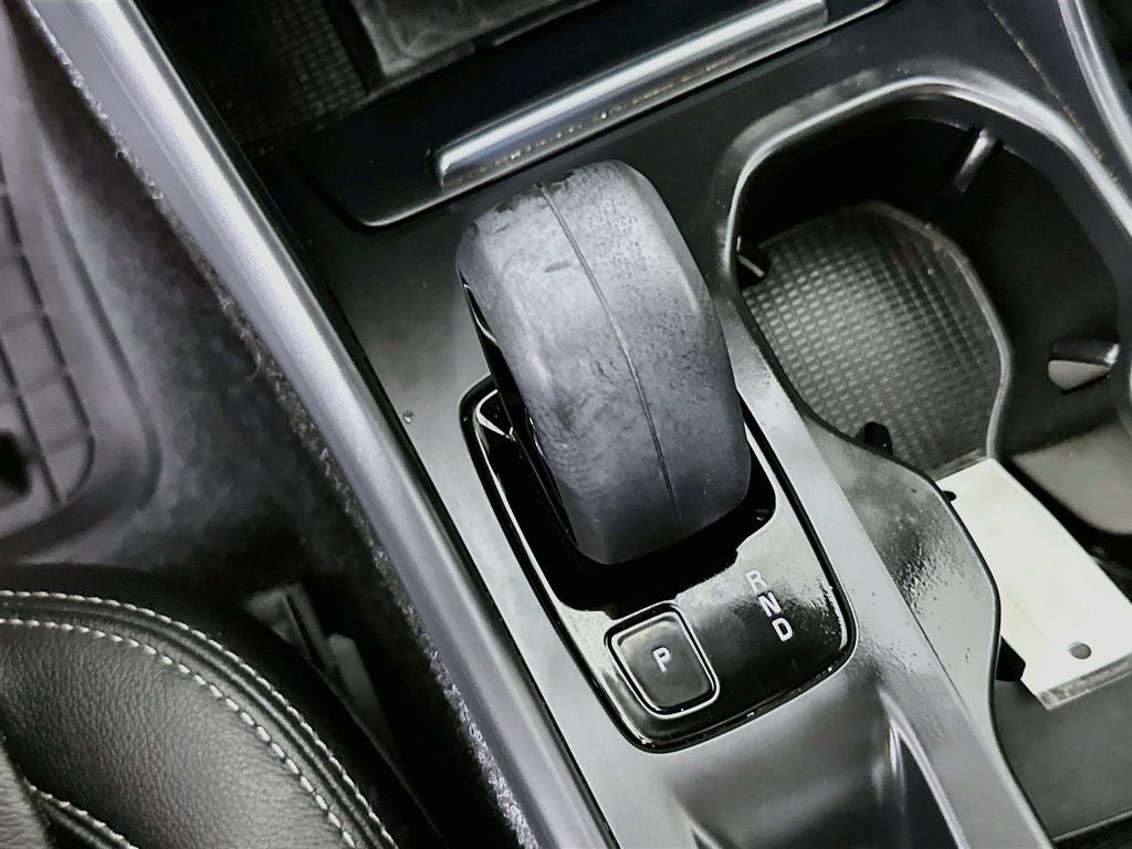 2022 Volvo XC40 Momentum