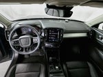 2022 Volvo XC40 Momentum