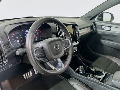 2021 Volvo XC40 R-Design