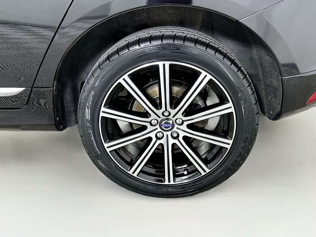 2016 Volvo XC60 T5 Drive-E Premier