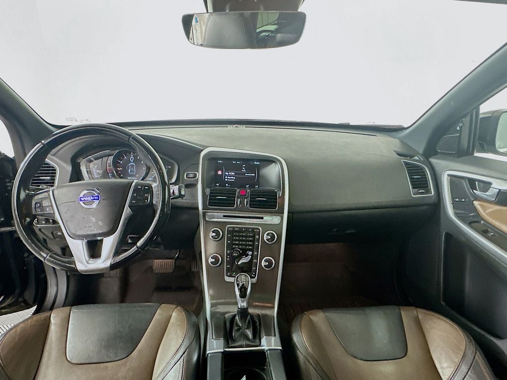 2016 Volvo XC60 T5 Drive-E Premier