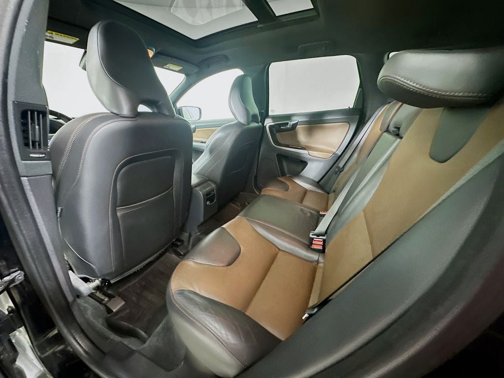 2016 Volvo XC60 T5 Drive-E Premier